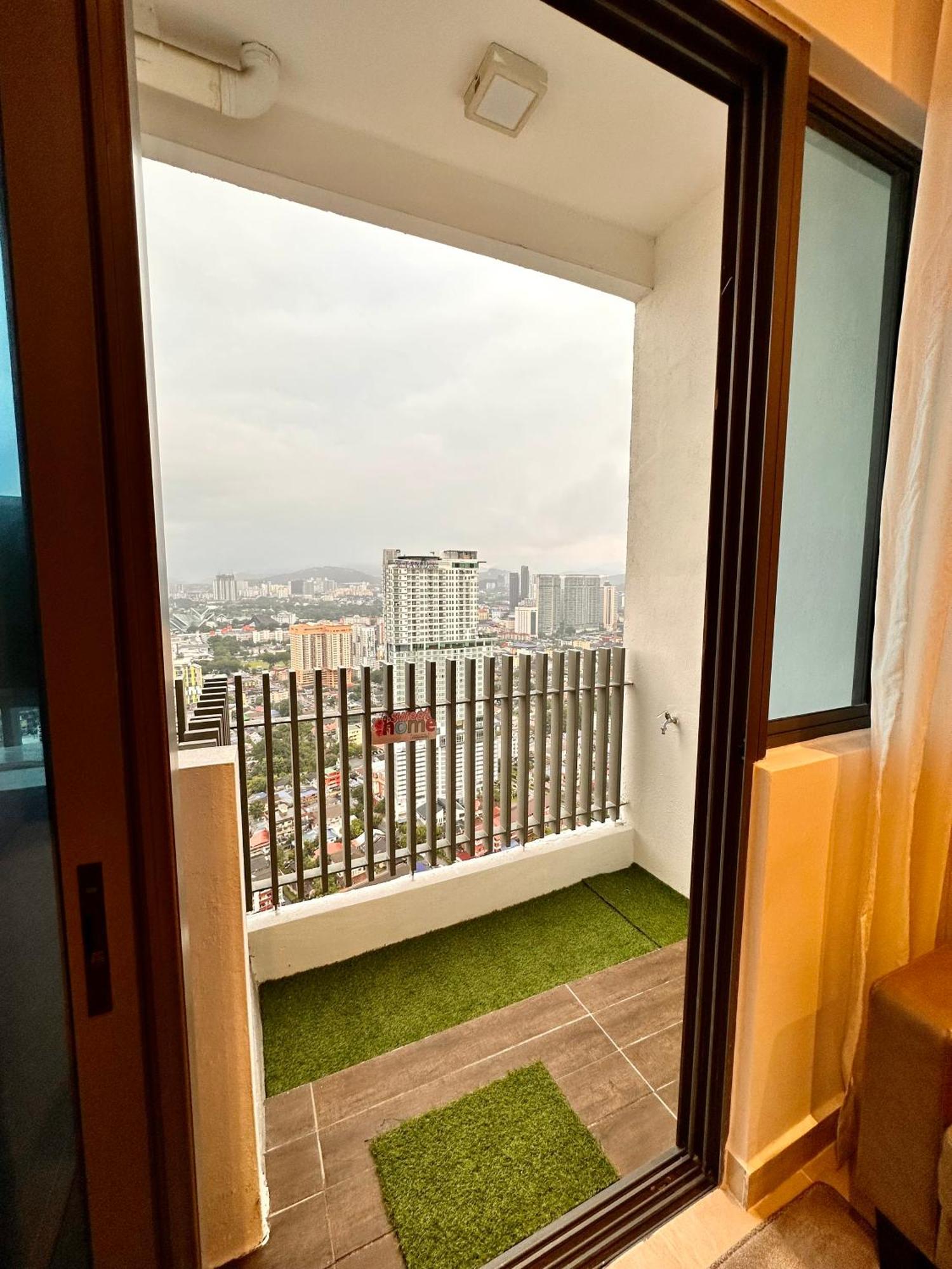 The Luxe Colony Klcc By Infinitum Apartment Kuala Lumpur Exterior photo